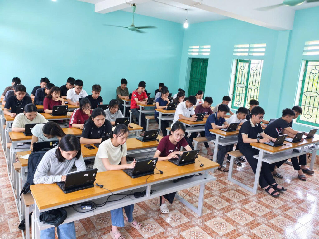 GELEX mở rộng cơ hội học tập cho học sinh, sinh viên khó khăn
